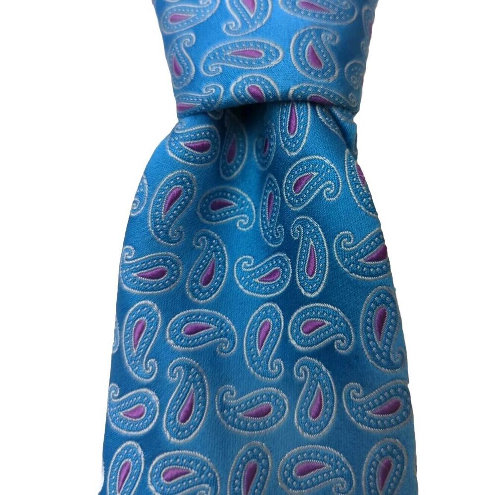 NEW With Tag TED BAKER LONDON TIE 100%SILK Light BLUE PAISLEY #400 58" X‎ 3"